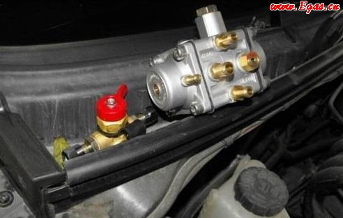 如此環(huán)保的天然氣汽車(chē)為何沒(méi)人開(kāi) 不安全嗎