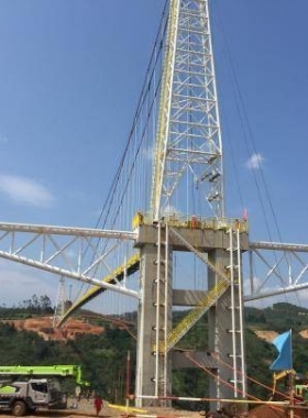 國(guó)內(nèi)跨度最大天然氣管道懸鎖跨越主體工程完工